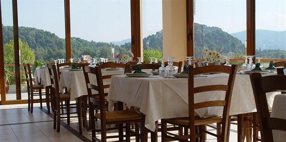 Neda Hotel Ancient Olympia Restaurant foto